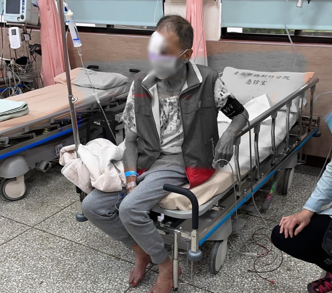 新竹縣竹東鎮12日有4名惡少闖入民宅，痛毆8旬屋主，事後全遭逮捕。（翻攝自臉書社團《新竹爆料公社》）
