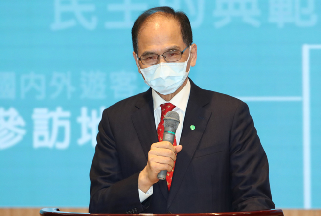 游锡堃日前出席线上专题演讲指出，在他担任行政院长时，就知道云峰飞弹可以打到北京。（资料照片/刘宗龙摄）
