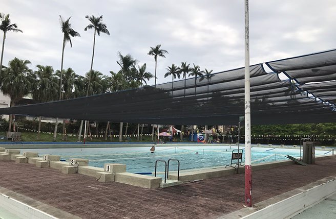 原登记在救国团名下的龙潭游泳池。（资料照片/宜兰县政府提供）