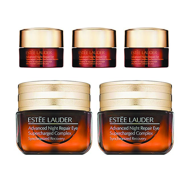 PChome 24h購物的ESTEE LAUDER雅詩蘭黛特潤眼部超能量修護霜超值組，30日前特價2600元。（PChome 24h購物提供）