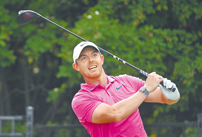 麦克罗伊在加拿大公开赛卫冕成功。（路透）