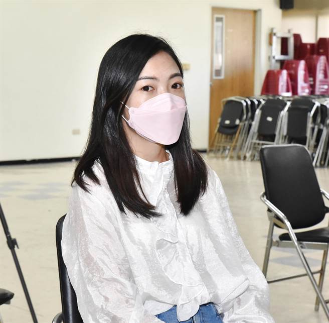 民眾要如何对抗疫情，国民党高雄市议员参选人白乔茵希望中央流行疫情指挥中心说清楚。（本报资料照片）