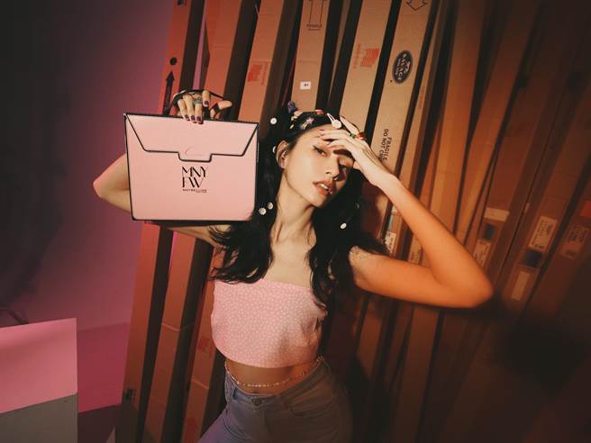 媚比琳时妆周 X 夏季品牌大使 郭源元。（媚比琳提供）