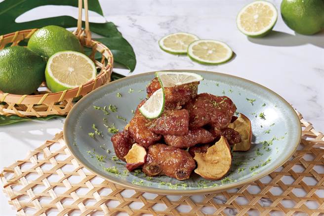 福容大飯店_「沁香青檸京骨」醬汁特別加入Mojito糖漿，品味古巴拉丁風情。（福容大飯店提供）