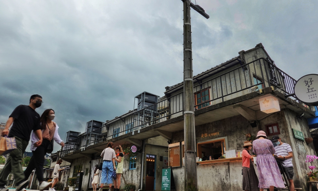 国内出现多起MIS-C个案，有专家怀疑，成人版的MIS-A也来了。（图非当事人。姚志平摄）