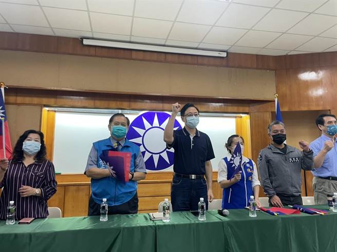 罗智强是否加入团队辅选 张善政说两人的诚意、善意都到了。(吕筱蝉摄)