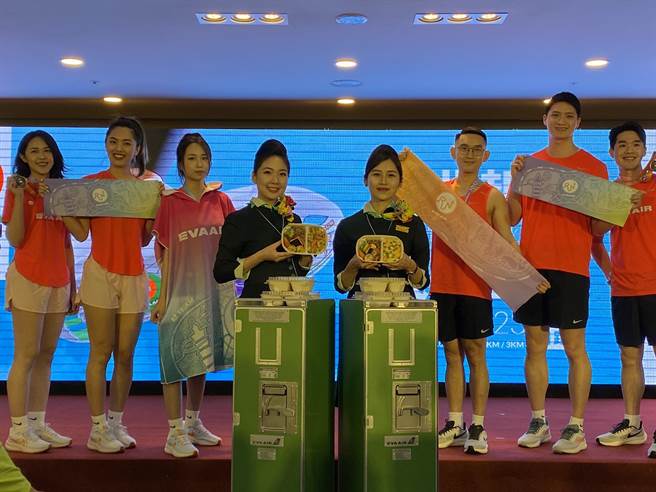 2022長榮航空城市觀光馬拉松將於10月23日於總統府前開跑，並首度納入全馬組，總計2萬4000個名額，即日起至7月13日下午5時開放報名。（陳祐誠攝）