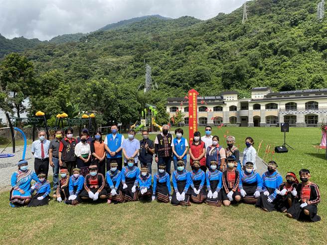 台東縣府15日舉行海端國小教師宿舍工程動土典禮。（蔡旻妤攝）