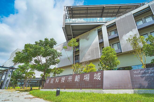 沙崙绿能科技示范场域是台湾走向亚太绿能中心的重要公共建设指标。图／能源局提供