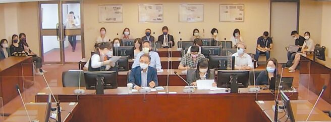 台北市議會民政委員會14日審查市府政風處決算發現，檢舉貪瀆不法獎金竟僅發放了5000元，議員嘲諷就如市長柯文哲說的「撤掉算了」。（摘自台北市議會網站）