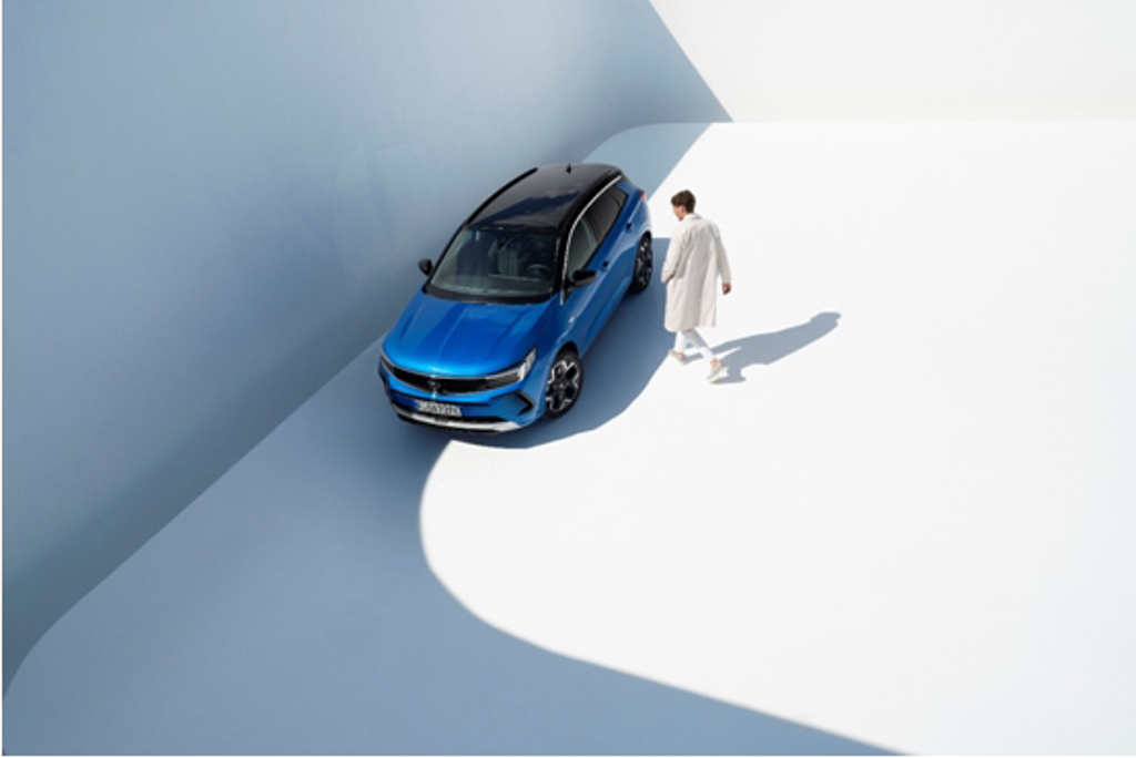 德國Opel汽車透過Modern German新世代德國的品牌核心概念，以及Bold and Pure大膽純粹的產品設計理念，深受廣大消費者的高度認同和喜愛。(圖/OPEL汽車提供)