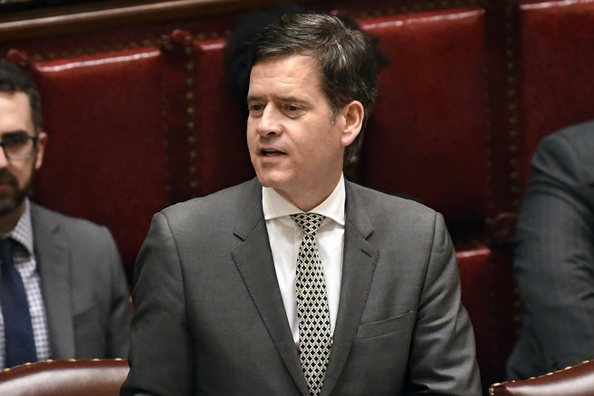 共和党籍现任佛州州长迪尚特（Ron DeSantis）（图/美联社）