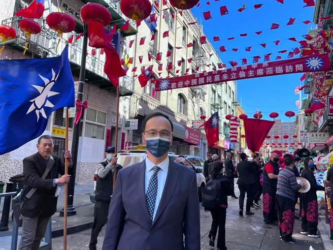 今天是黃埔軍校建軍98周年紀念日，國民黨主席朱立倫今在臉書表示，在全球地緣政治風險上升的今日，國軍需要更多改革與鼓勵，主張加強不對稱戰力、後備動員整合機制提升到內閣層級，以及擴大與盟邦交流訓練，希望國軍戰力更提升、準備更充足，繼續守護中華民國、保衛台澎金馬民眾的安全與繁榮。（截自朱立倫臉書）