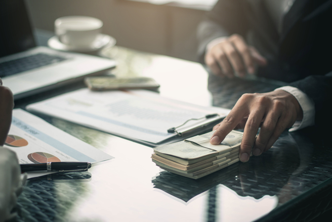 有网友抱怨工读生做事不认真，到职三天就要离职。（示意图／shutterstock）