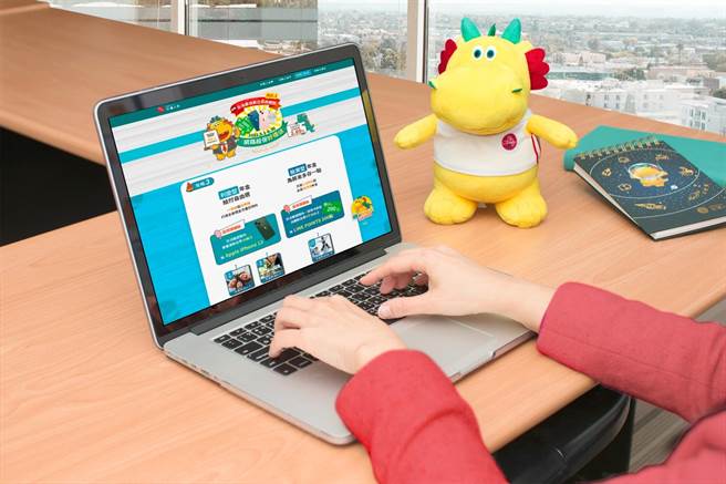 台湾人寿网路投保寿险新契约保费收入，连续16个月蝉连销售冠军。（台寿提供）