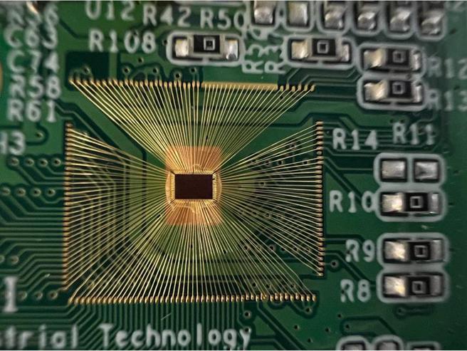 （記憶體內運算AI晶片。圖／經濟部提供）