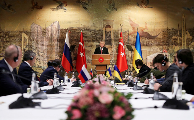 3月底俄烏雙方於伊斯坦堡進行會談。（資料照／路透社、土耳其總統府）