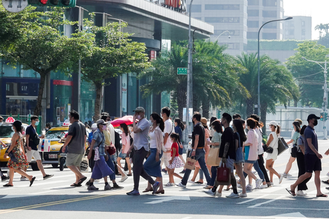 今起一周天氣大致穩定，午後有陣雨或雷雨。（資料照）