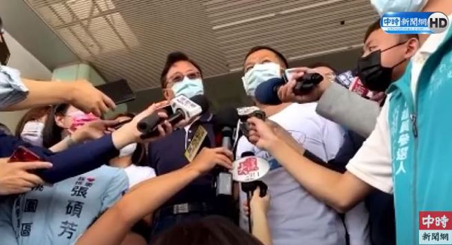 罗智强桃园行脚终日。（取自中时新闻网影片）