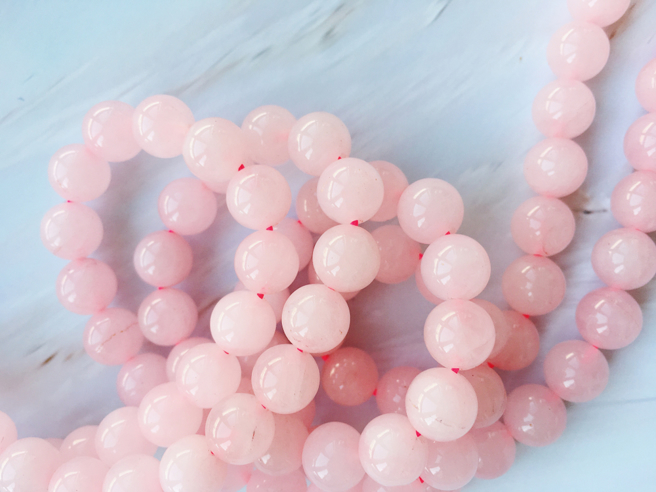 粉水晶。（示意图／shutterstock）