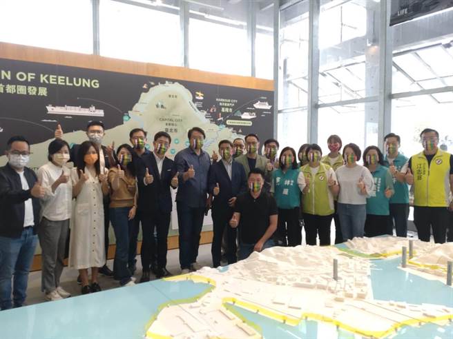 北基宜民进党籍议员17日参访城博会，眼见基隆的变化。（张志康摄）
