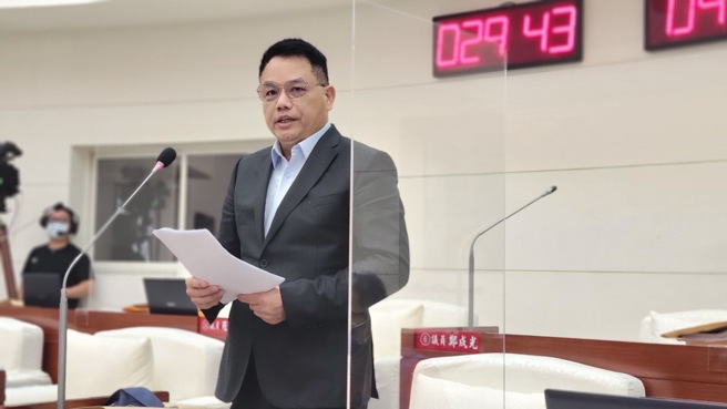 一向与人为善的林耕仁一方面通过「程序正义」检验，在国民党中央正式派人至新竹市党部监督下的自办初选民调中过关胜出。(中时资料库)