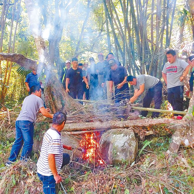 祈天祭是賽夏族的重要傳統民俗祭儀，苗栗南庄鄉原民族人，盼將祈天祭提報登錄為無形文化資產。（苗栗縣府提供／李京昇苗栗傳真）