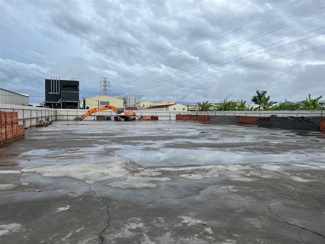 该空地废弃物清除后。（高市环保局提供）