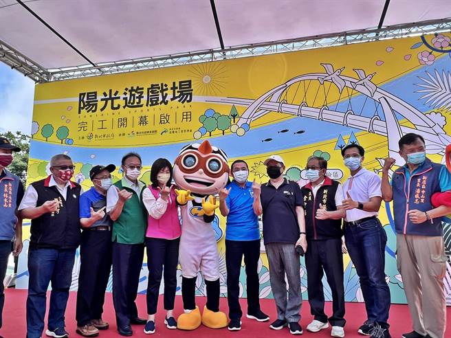 新北市长侯友宜今天出席主持启用仪式。（李奇叡摄）