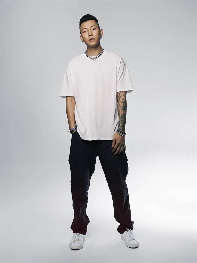 瘦子小巨蛋2場門票秒殺，今宣布加碼開唱一場，粉絲十分期待。（本色音樂提供）