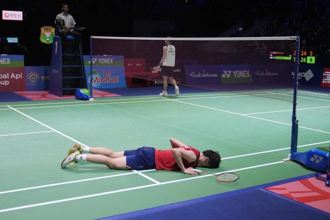 戴资颖决胜局让陈雨菲多次扑救不及，拿下分数。（美联社）