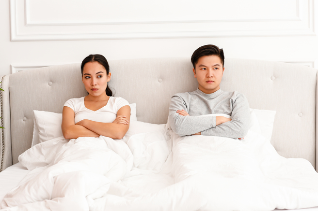 双鱼座、巨蟹座、水瓶座、金牛座及牡羊座的女性经常在对的时间遇到错得人，导致她们虽然桃花运旺，但总是没办法拥有长久的恋情。(示意图/达志影像)