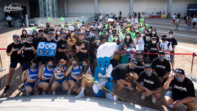 高雄海神今天举办球迷感恩会。(高雄海神提供)