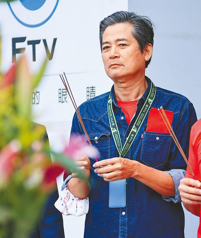 蕭大陸再製作8點檔大戲，對演員陣容有信心。（羅永銘攝）