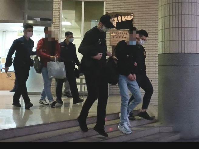 台中市二分局将松姓主嫌等7人查缉到案，并追回不法所得约60万及赃款所购买之宾士车C300一辆。（台市第二分局提供／冯惠宜台中传真）