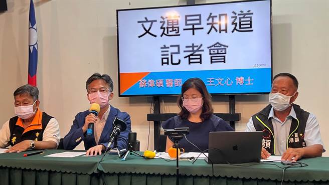 我國石斑魚銷陸受阻，醫師蘇偉碩今（20）日痛批，蔡政府早知道石斑魚借牌的貿易危機，卻不積極解決。（柯宗緯攝）