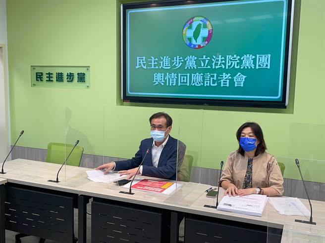 民進黨立院黨團今（20日）開輿情回應記者會。（葉書宏攝）