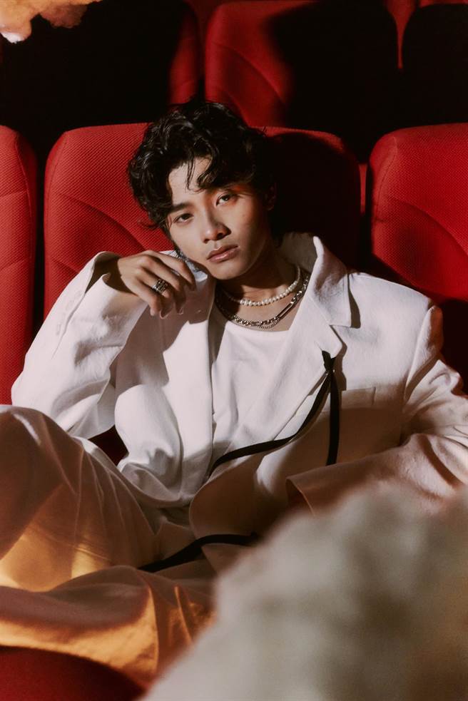 李浩玮即将推出第二张专辑《Silver lining》。（On Studio提供）