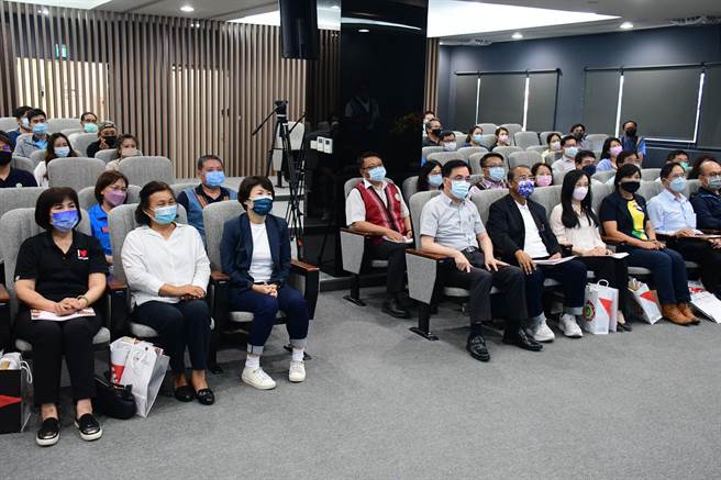 原住民族委员会今天在台东县政府召开「原住民族保留地增划编推动情形及台东县改进方案」说明会。（庄哲权摄），