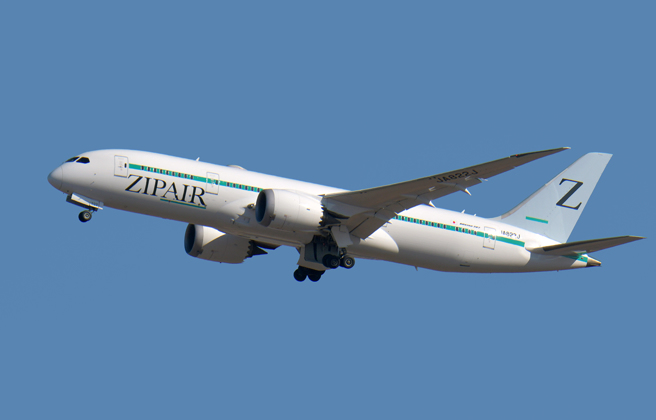 日本ZipAir航空将改变自己的机尾Z标示，以免与俄乌战争出现联想。(图/Zipair)