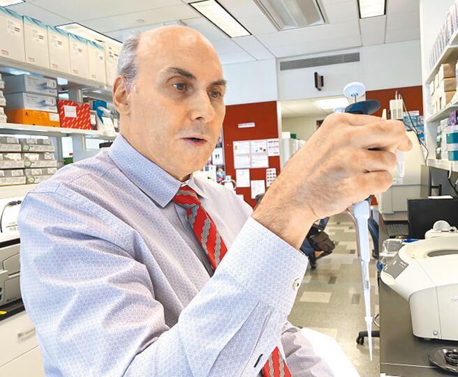 德鲁‧魏斯曼（摘自唐奖官网）