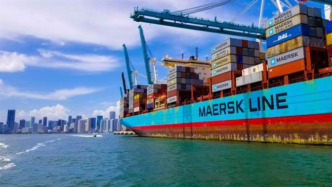 全球海運巨頭馬士基警告，貨櫃運輸景氣的反轉將會來得又急又快，最快可能8月就會出現。（示意圖/達志影像/shutterstock）