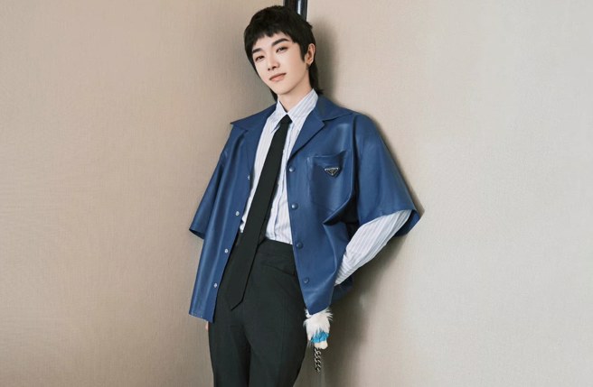 华晨宇1年多前承认与张碧晨未婚生女，自此形象受到重创，不时被恶意谣言缠身。(翻摄自华晨宇工作室微博)