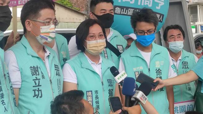 民眾党桃园市长参选人赖香伶表示，桃园市长选举是平民市长与权贵市长之争。（赖佑维摄）