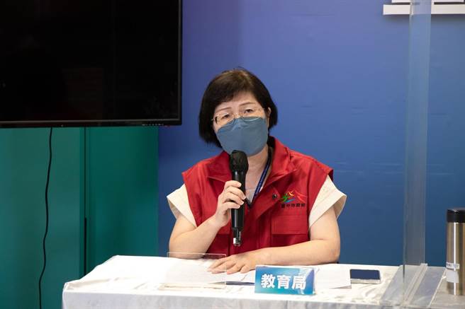 教育局副局长王淑懿说，学生期末考方式，教育局授权各校决定。（台中市政府提供）