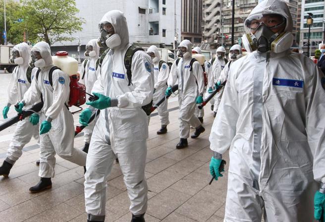 本土疫情嚴峻。（本報系資料照）