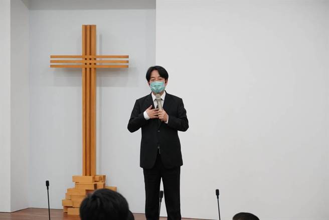 副总统赖清德今天下午到台南神学院，以「疫后新秩序的台湾」为主题演讲。(曹婷婷摄)