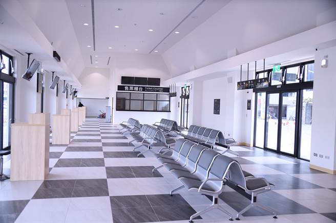 先期转运站软硬体建设已完成，将有9家客运、27条路线班车服务，7月暑假起试营运。（花莲县府提供／王志伟花莲传真）