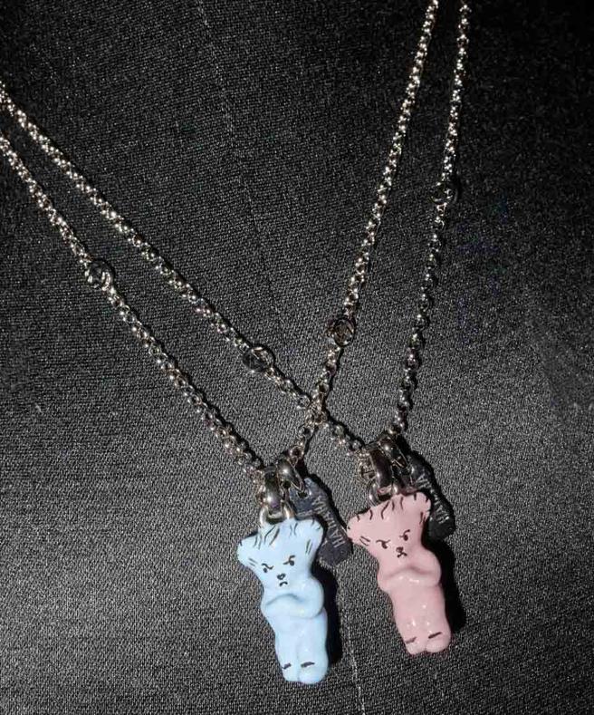 「生气熊熊」项炼图释出后，让不少网友直呼好可爱、太萌。（摘自Gucci IG）