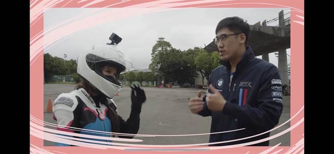 台北海大国际暨校际合作处处长林威克称讚咪妃根本是全才。 (台北海大提供)